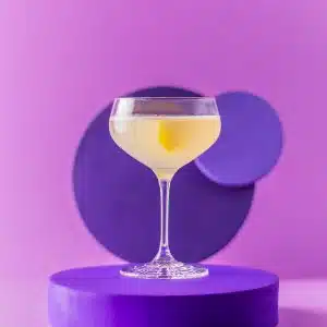 Bee's Knees Cocktail Drink