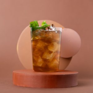 Bourbon Peach Tea Cocktail Drink