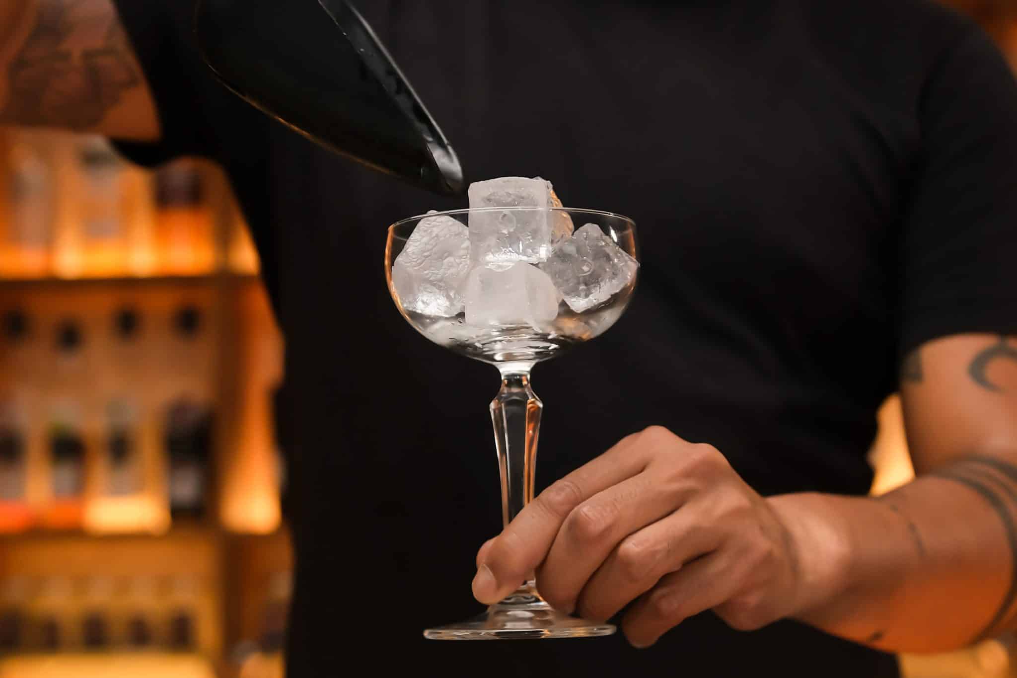 <p>First, chill your Martini glass by placing it in the freezer or filling it with ice.</p>
