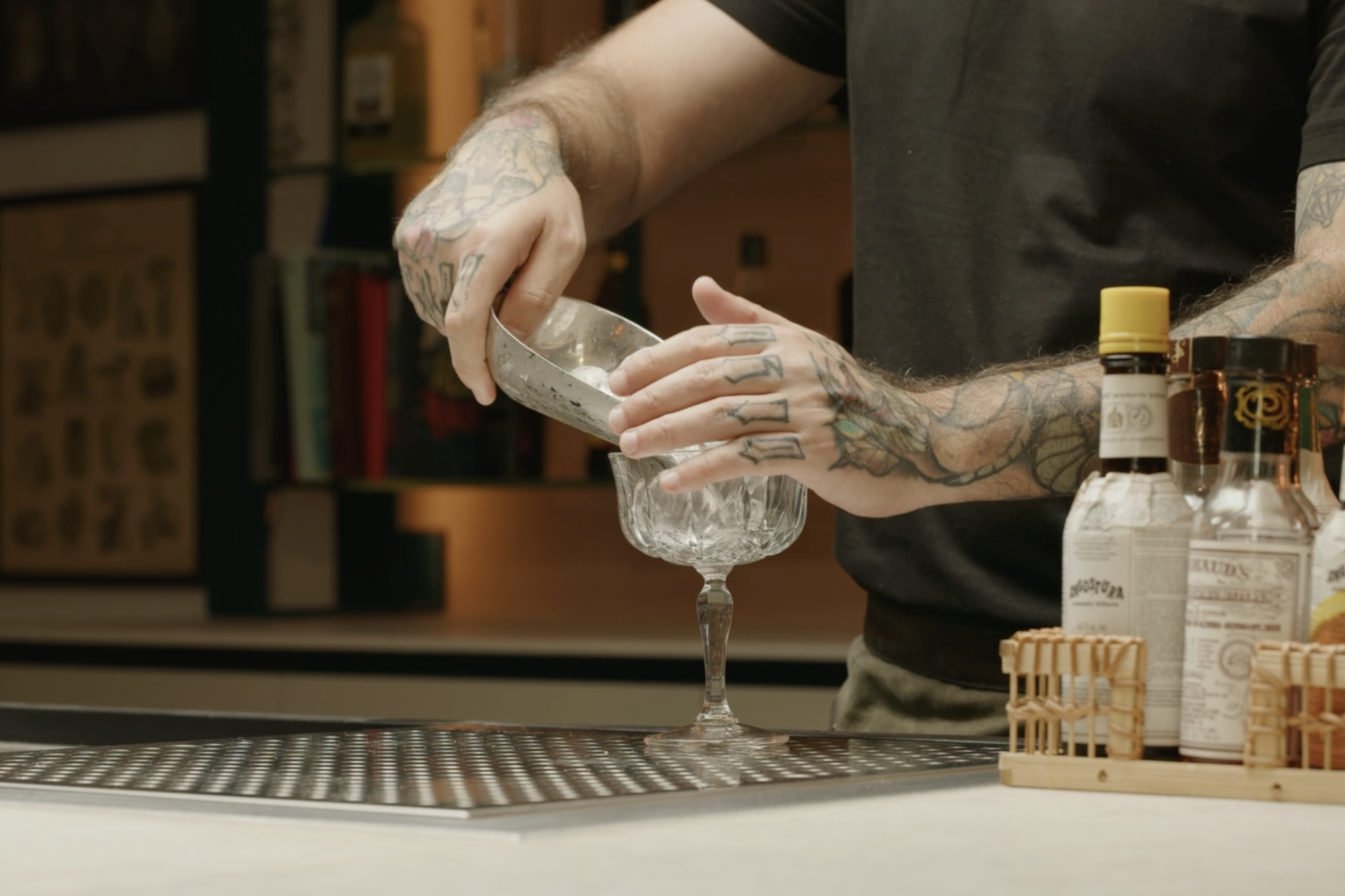 <p>Fill your coupe glass with ice cubes to chill.</p>