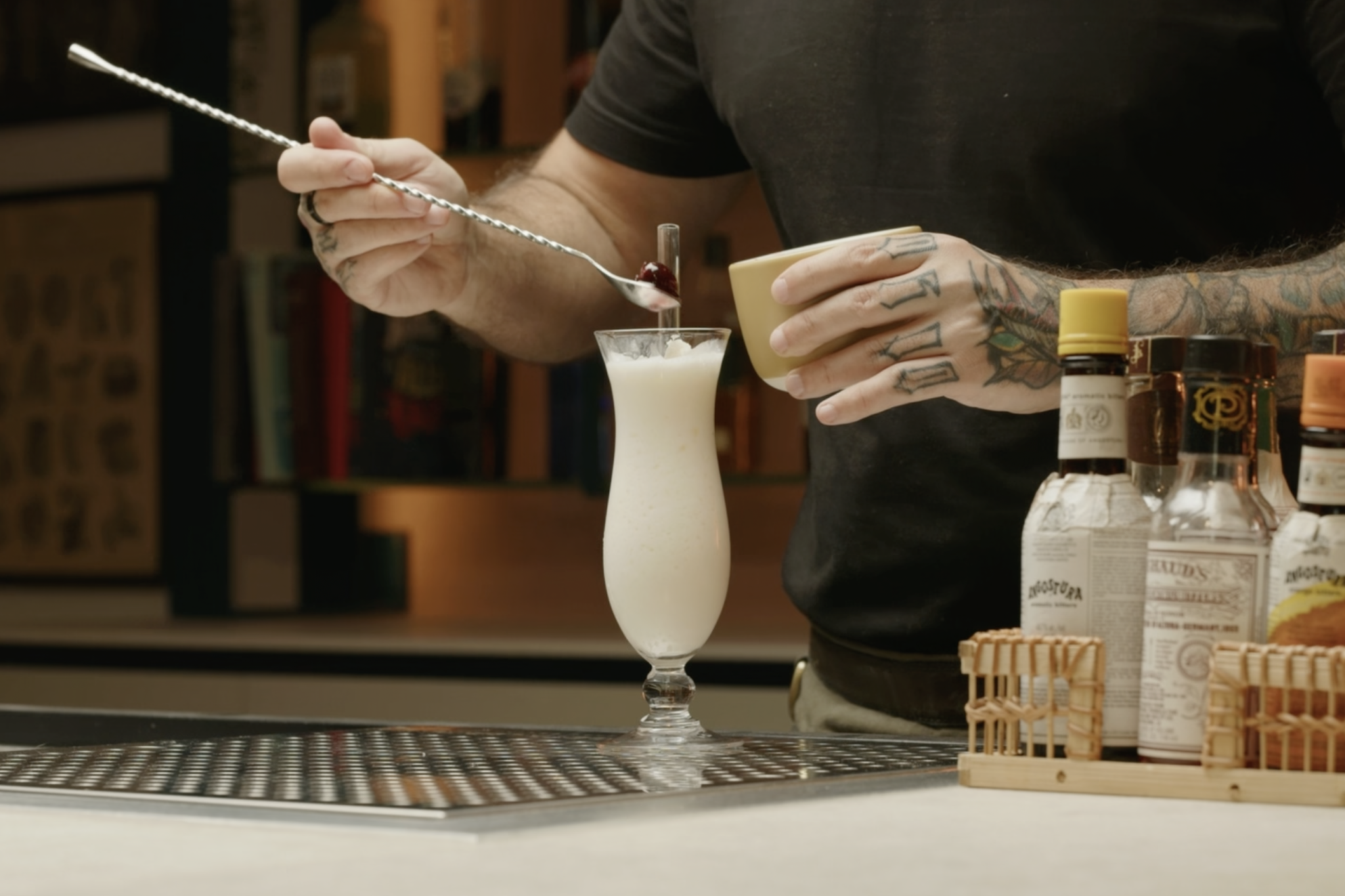 <p>Garnish with a pineapple slice or cherry if desired.</p>