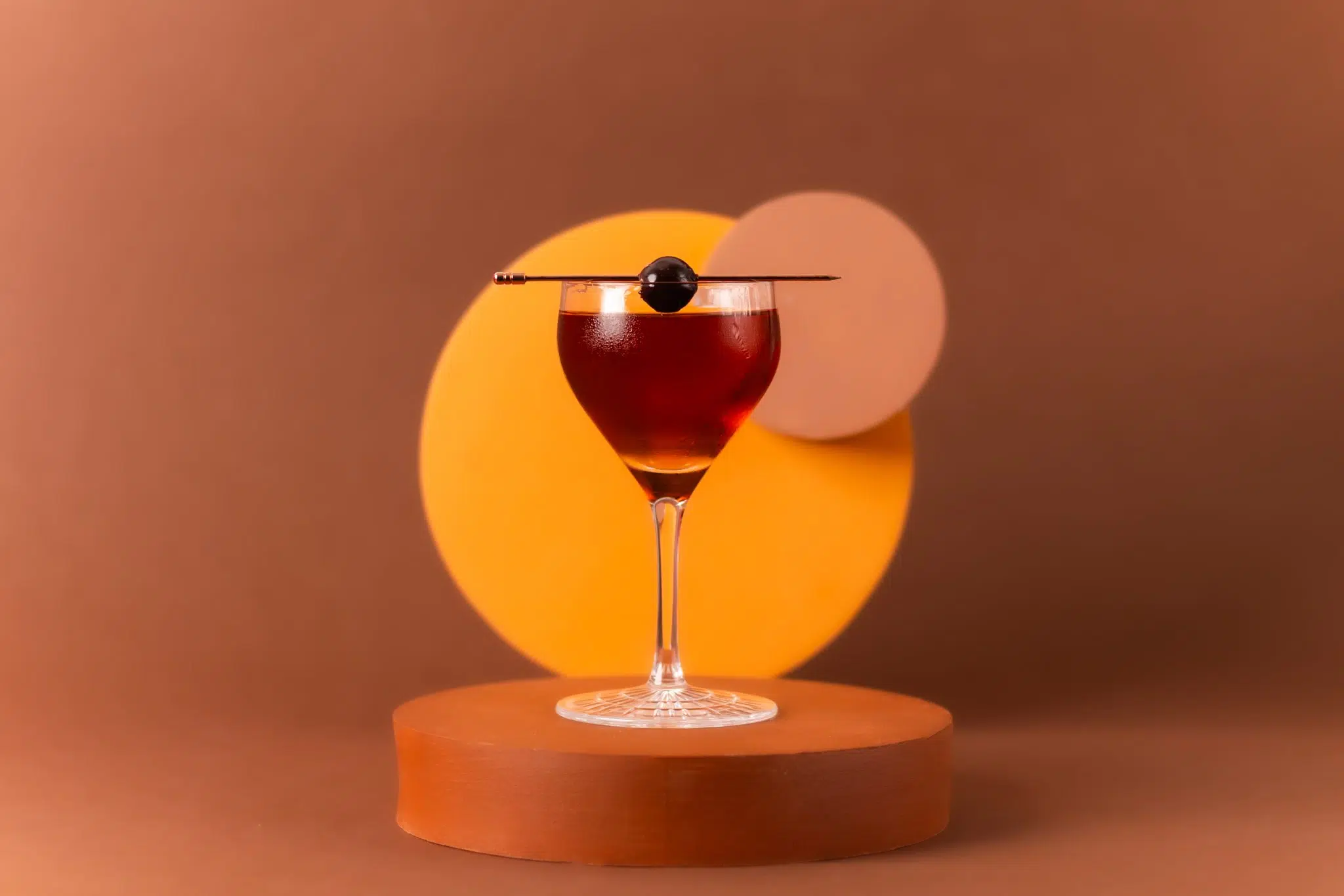 Rob Roy Cocktail Recipe by DrinksWorld