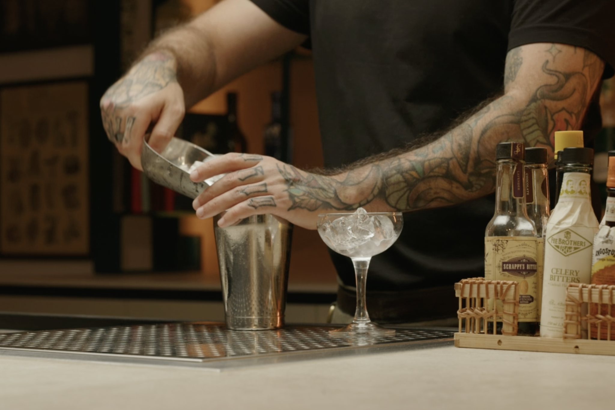 <p>Fill your shaker with ice cubes.</p>