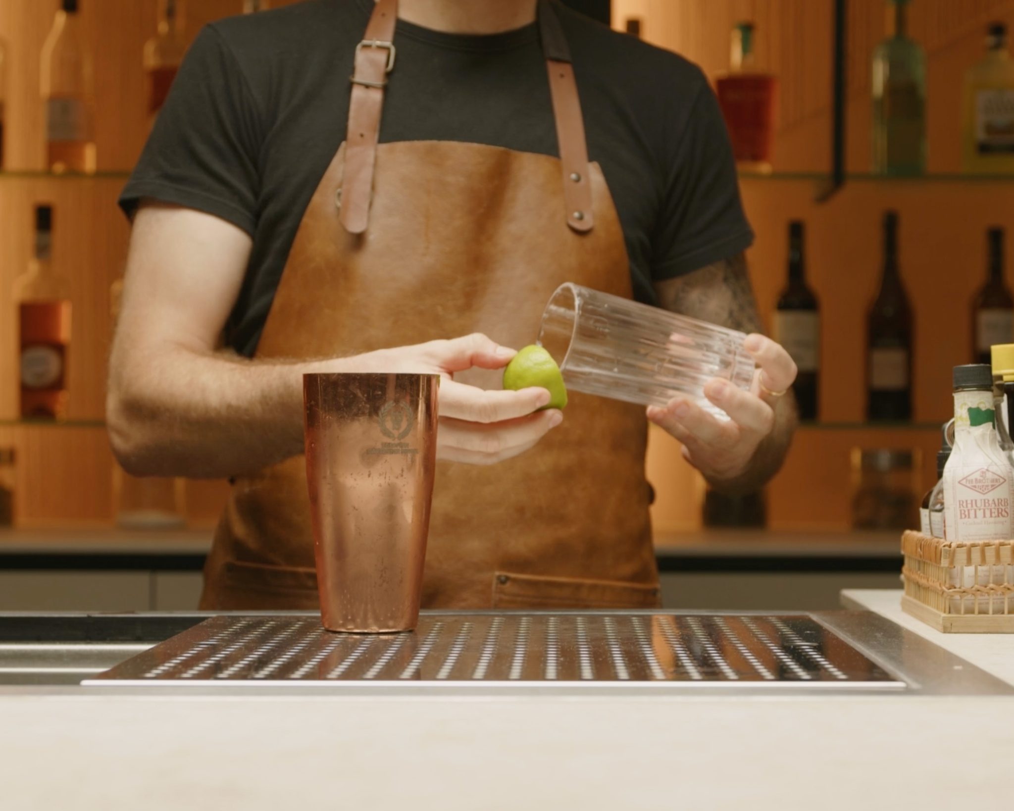 <p>Rim on your glass rim (you can omit this step if you don’t want a salty rim): use a lime wedge, delicately moisten the rim of the glass.</p>
